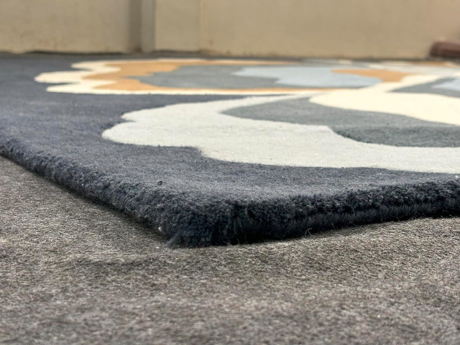 Modern Carpet - Image 5